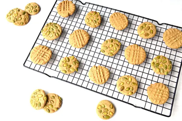 Sunflower Seed Butter Cookies made with Sunbutter! These soft cookies are 100% whole grain, vegan and have no refined sugar. A treat you can indulge in without guilt!