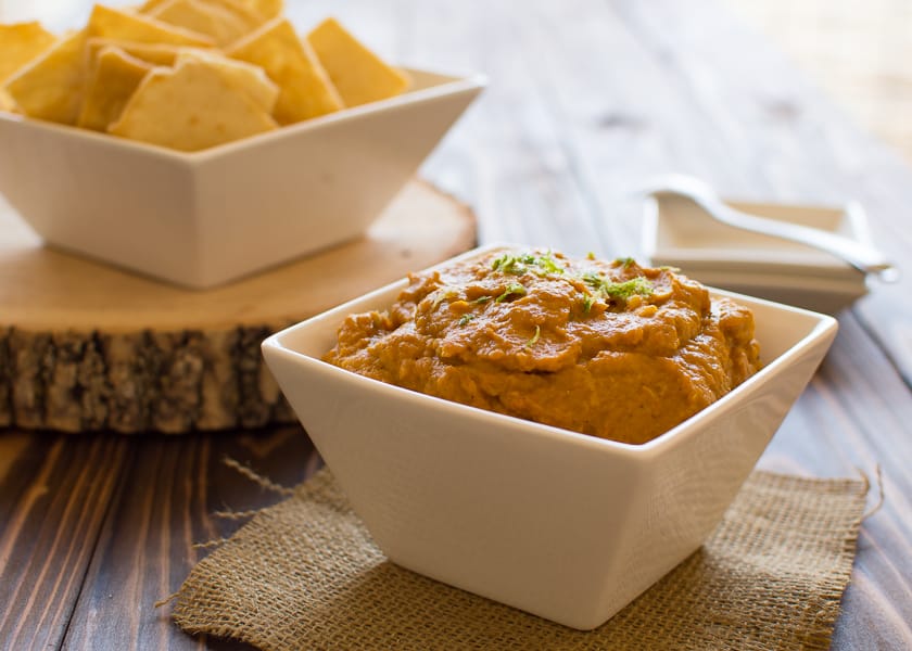 Curry Pumpkin Dip warmly spiced with garlic, ginger and allspice. Take this to your next fall gathering! | Kitchen Gidget 