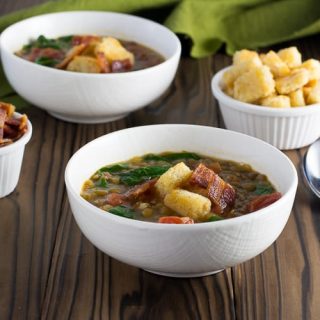 Bacon Lettuce Tomato Lentil Soup - classic meets comfort in this quick and easy soup! | Kitchen Gidget