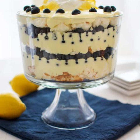 Lemon Blueberry Trifle: lemon pudding, cool whip and juicy blueberries. Can be made with angel food cake or pound cake!