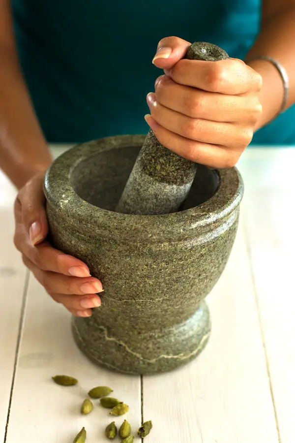 How to grind cardamom with mortar and pestle for maple lassi recipe