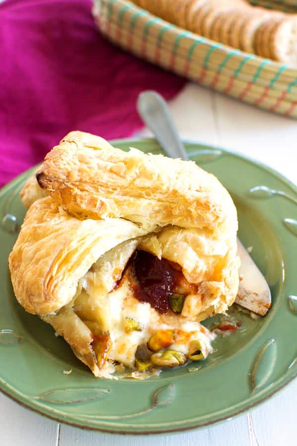 Classic French appetizer meets sweet tropical treat! You’ll be the toast of the party with this baked Brie Cheese with Guava!