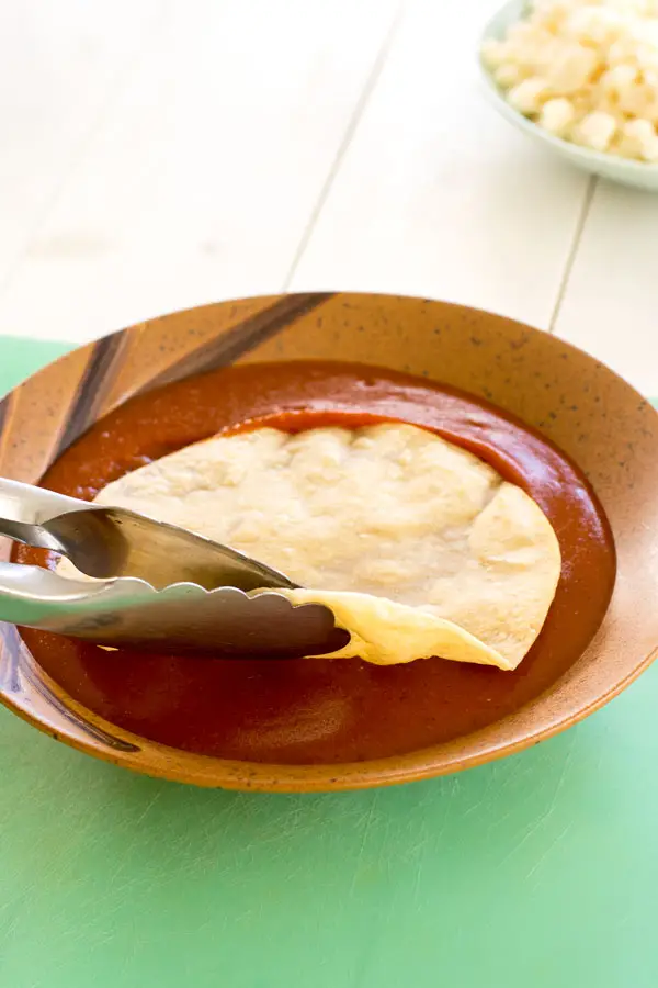 Queso Fresco Enchiladas - the best cheese enchiladas with red sauce are so easy!