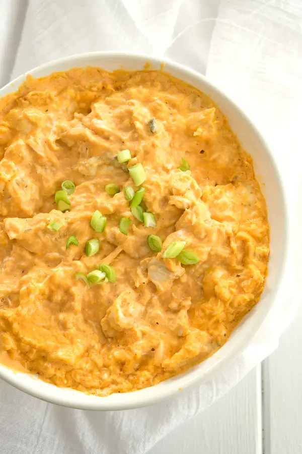 Easy recipe on how to make buffalo chicken dip