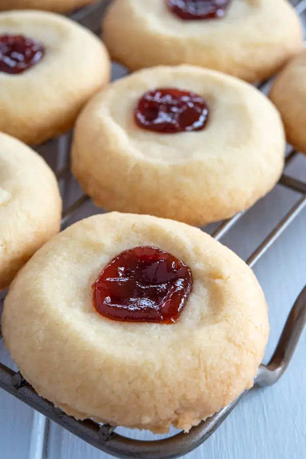 Mantecaditos recipe from Puerto Rico (with almond flavor) #christmascookies