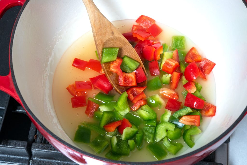 Pot diced bell peppers with sweet and sour sauce