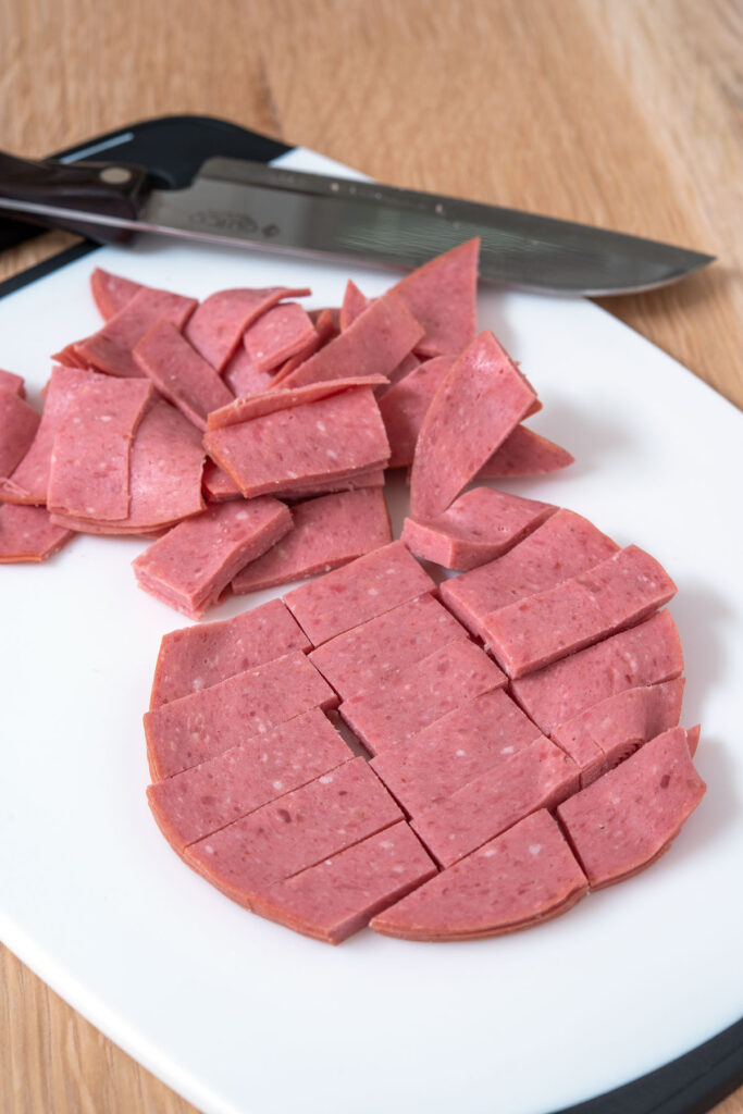 Image of Buddig beef slices.